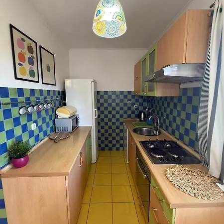 Cozy 2-bedroom Near The - Okrug 公寓 特罗吉尔