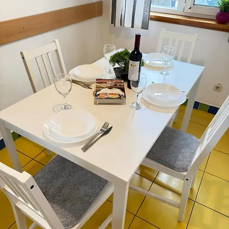 公寓 Cozy 2-bedroom Near The - Okrug 特罗吉尔